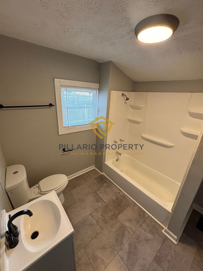 3-Bedroom Home Near Newfields Available NOW! – photo 4