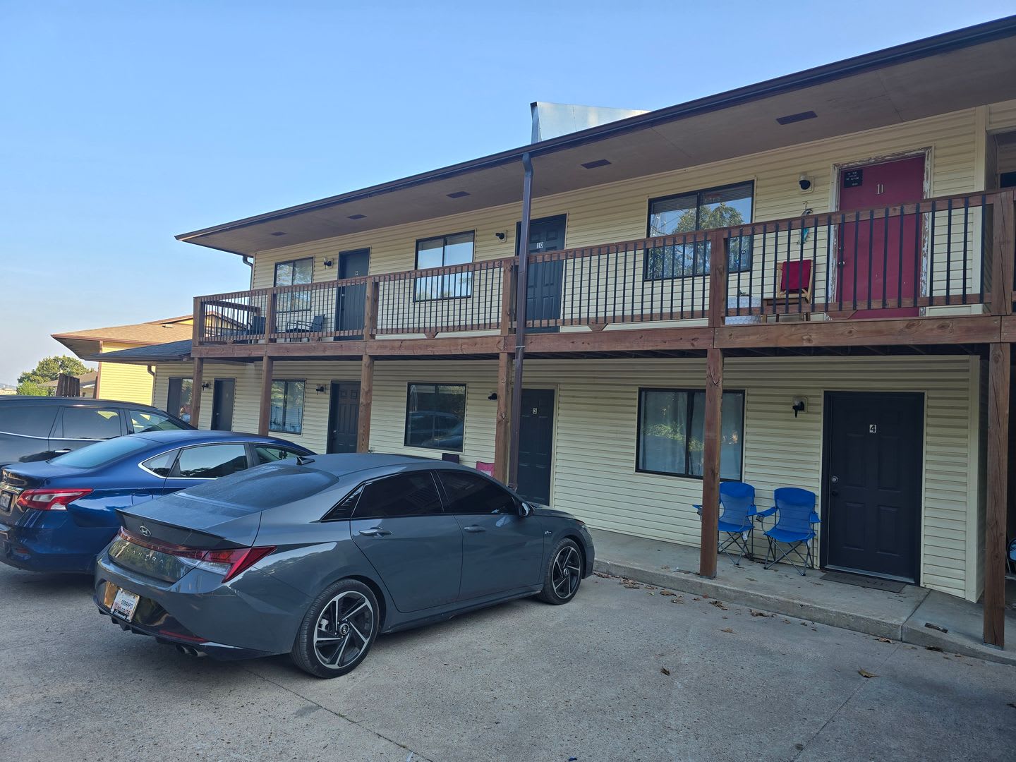 1 Bedroom 1 Bathroom Apartment – photo 1