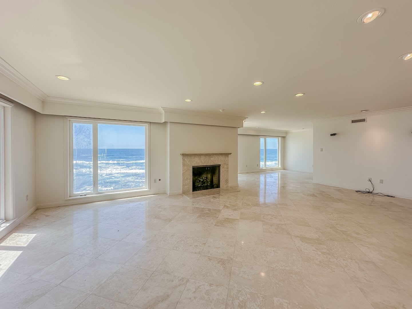 Stunning Oceanfront Property in La Jolla, CA – photo 5