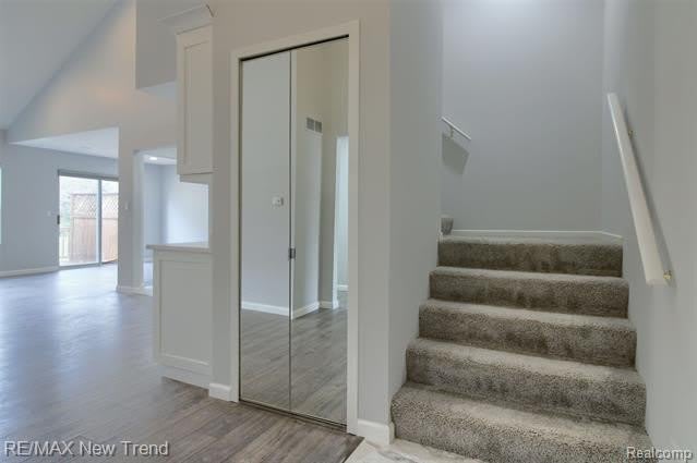 2191 Pleasant Drive – photo 4