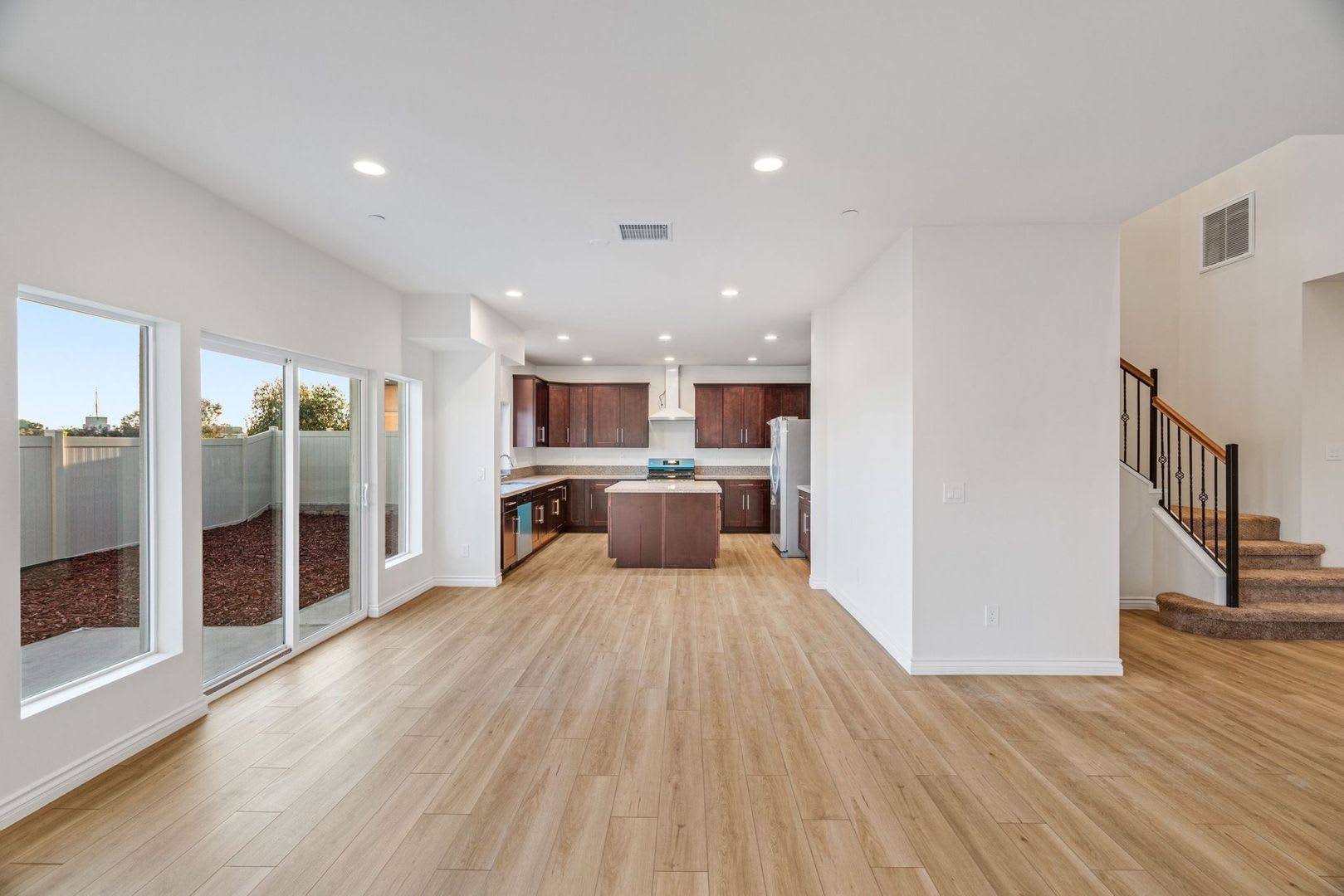 4 Bedroom house with view – photo 4