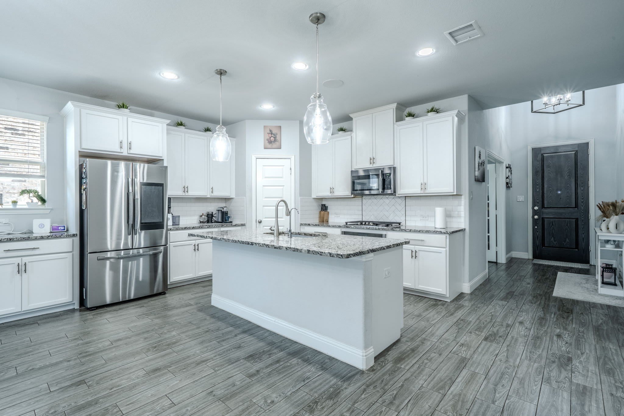 6132 Hightower Street – photo 5
