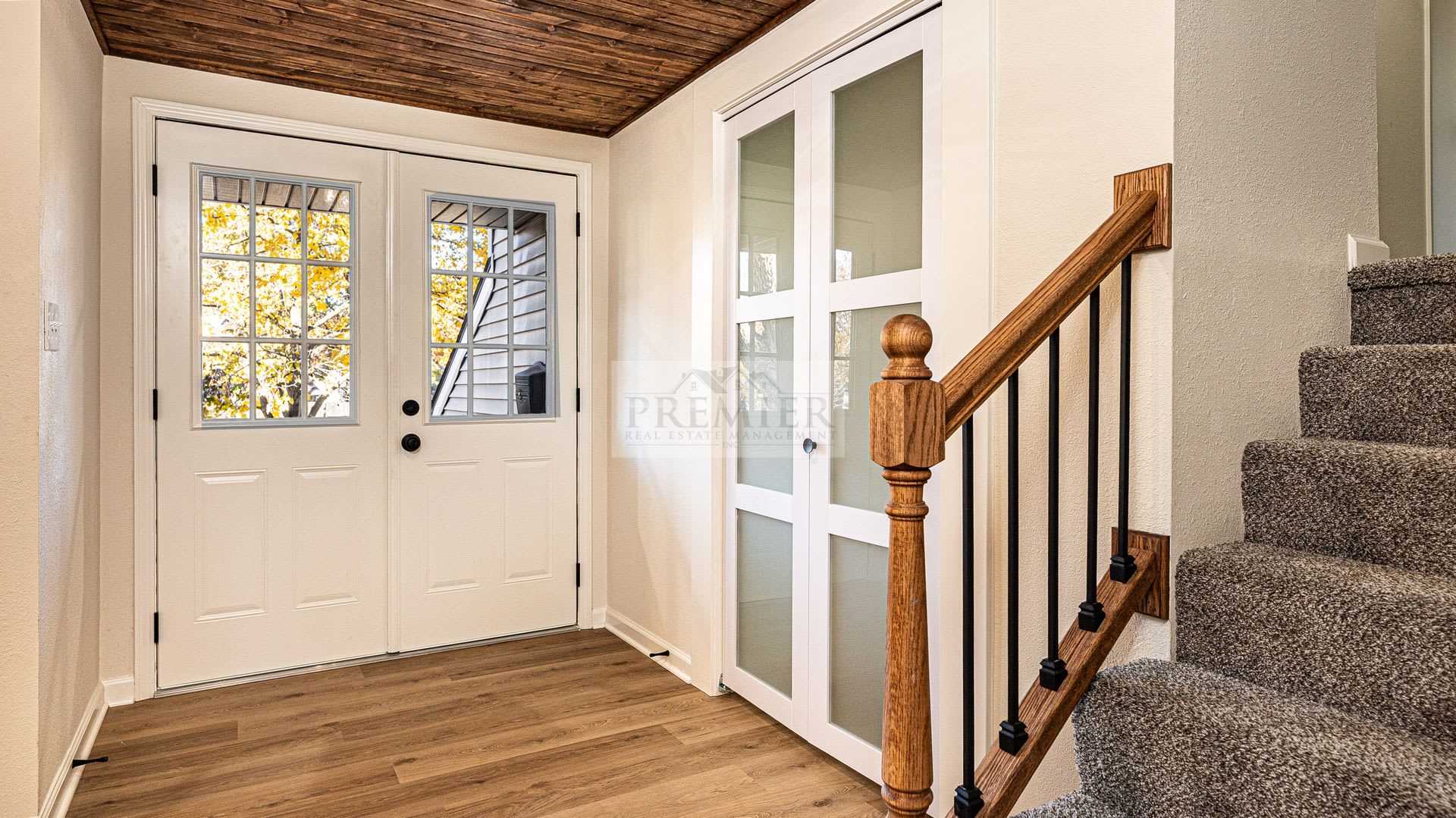 Beautiful Rehabbed home – photo 5