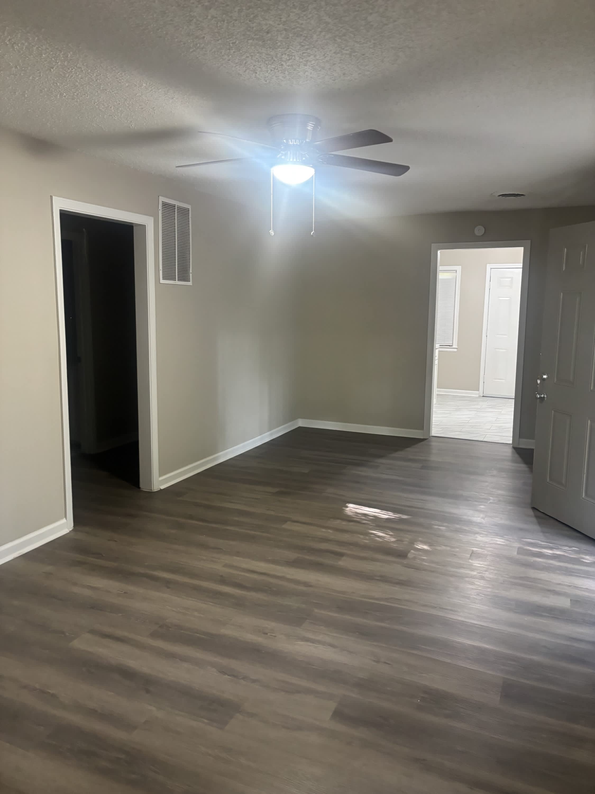 4746 Hodge Road – photo 4