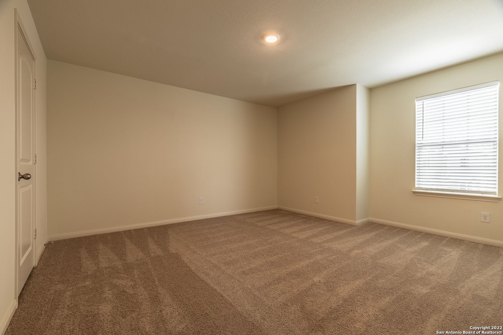 2356 SF in New Braunfels – photo 5