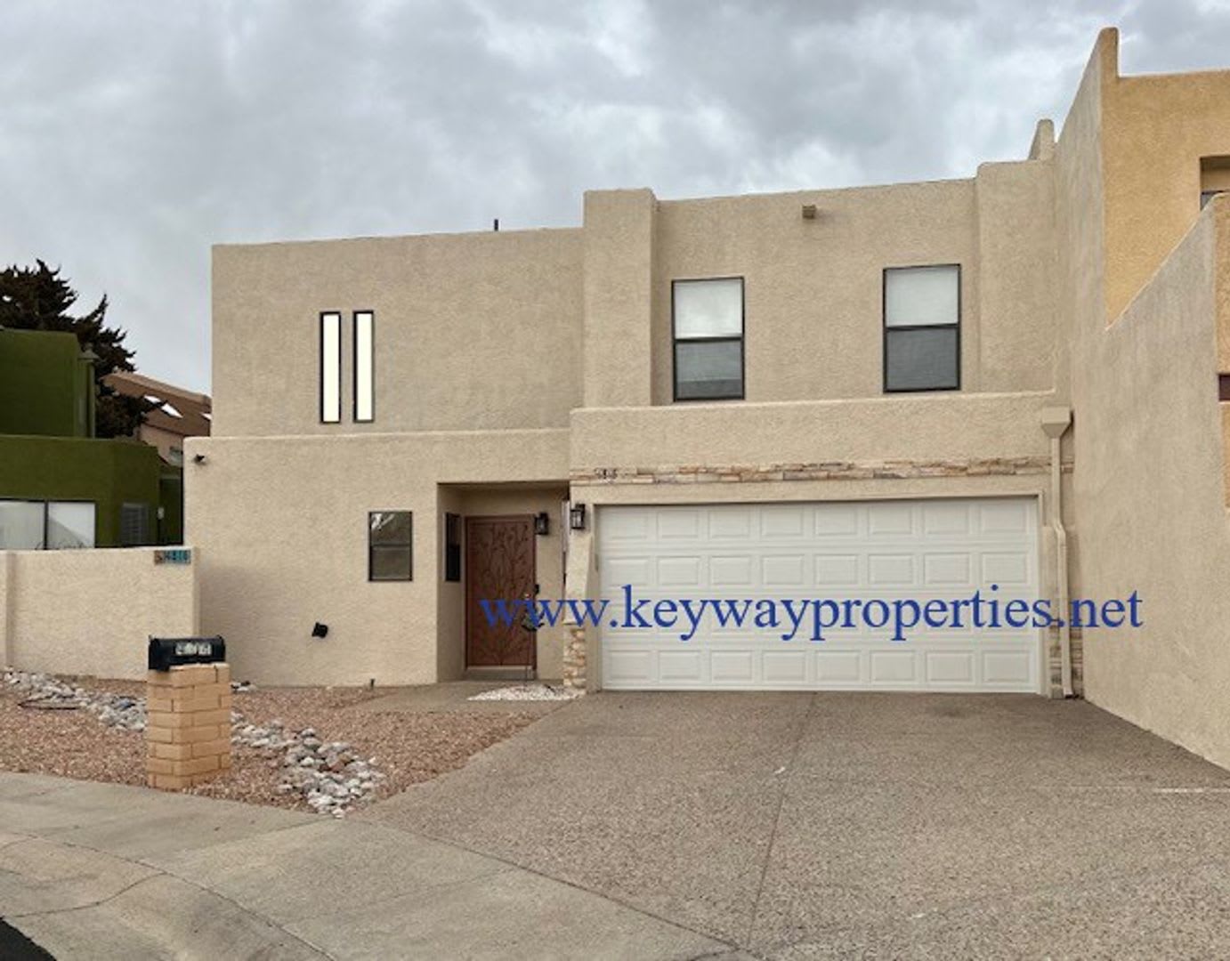 Ne Heights 3 Bed 2 5 Bath Townhome – photo 1
