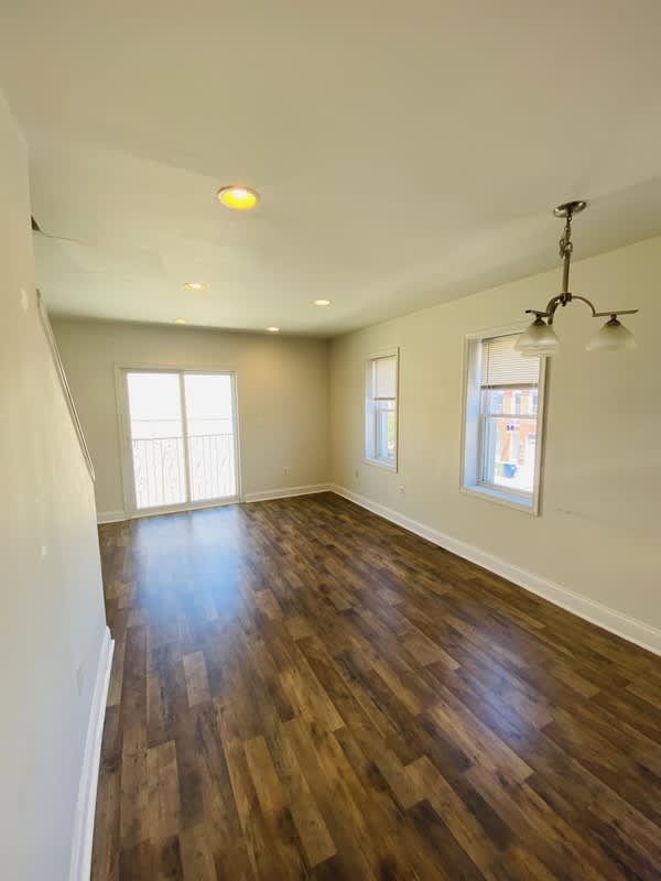1600 Light Street – photo 2