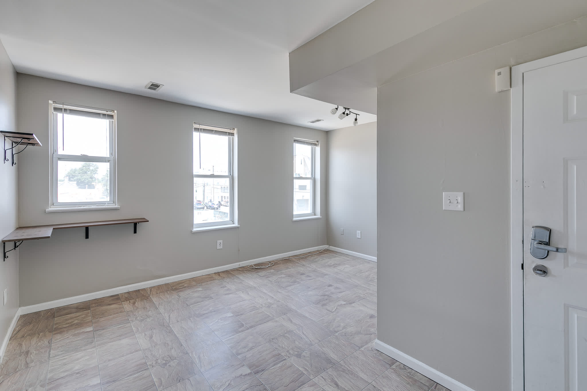 6602 Ridge Avenue – photo 4