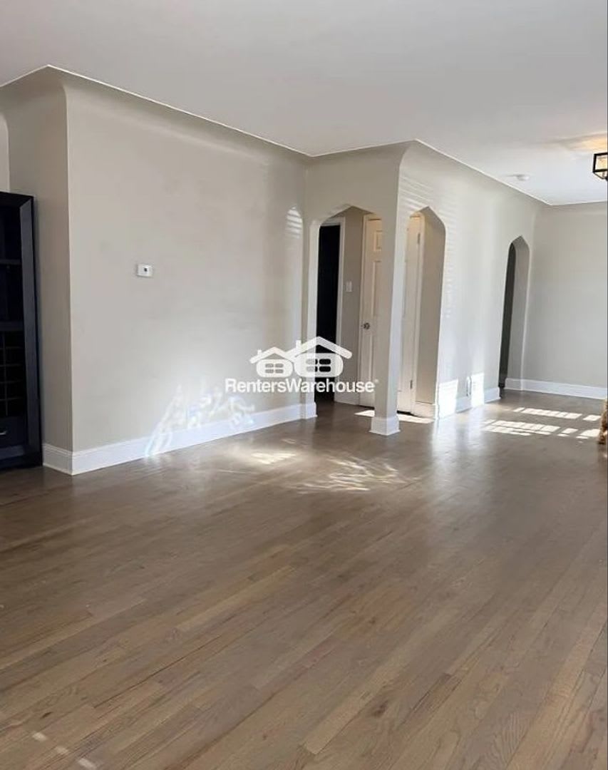 3 Bed 2 Bath – photo 3