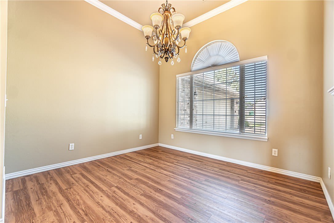 213 Shane Drive – photo 4