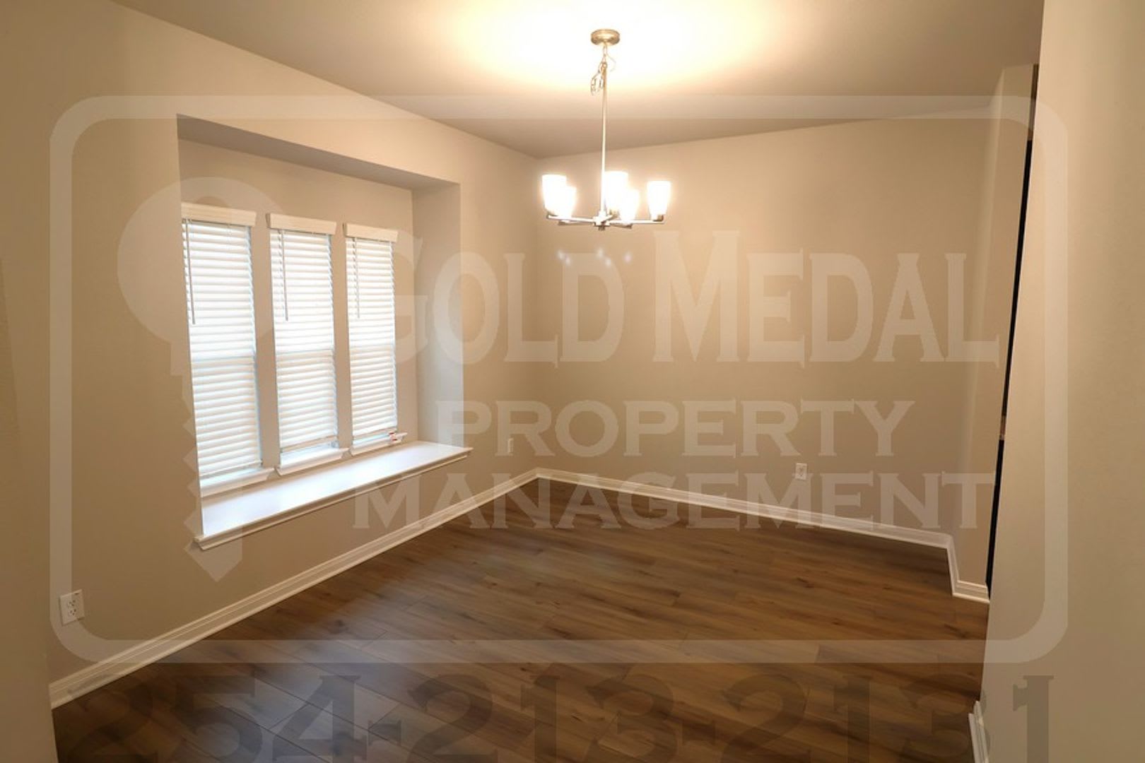 Now Leasing – 1810 Horatio St. – photo 3