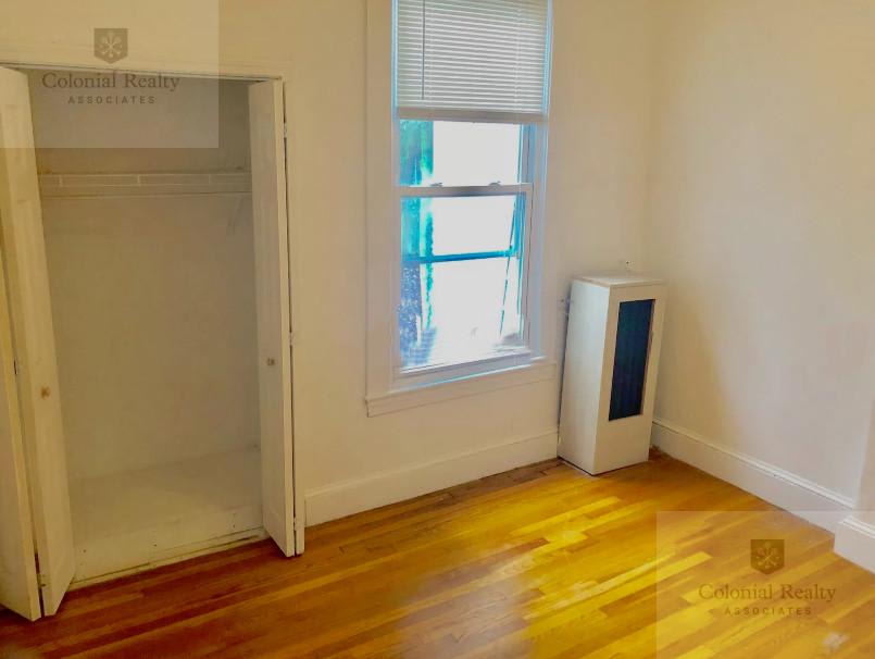 38 Newton St. – photo 5
