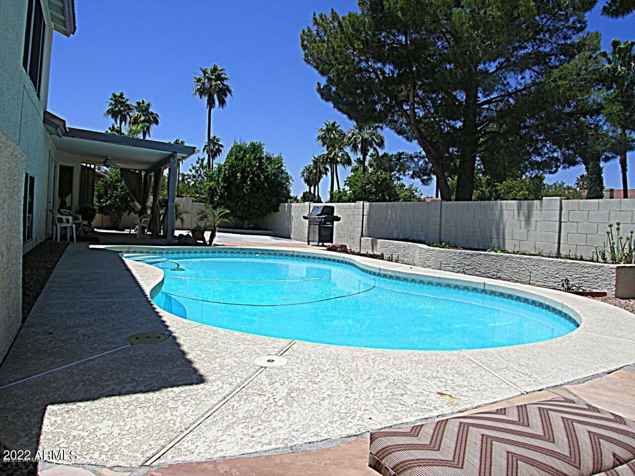 1338 E ENCINAS Avenue – photo 2