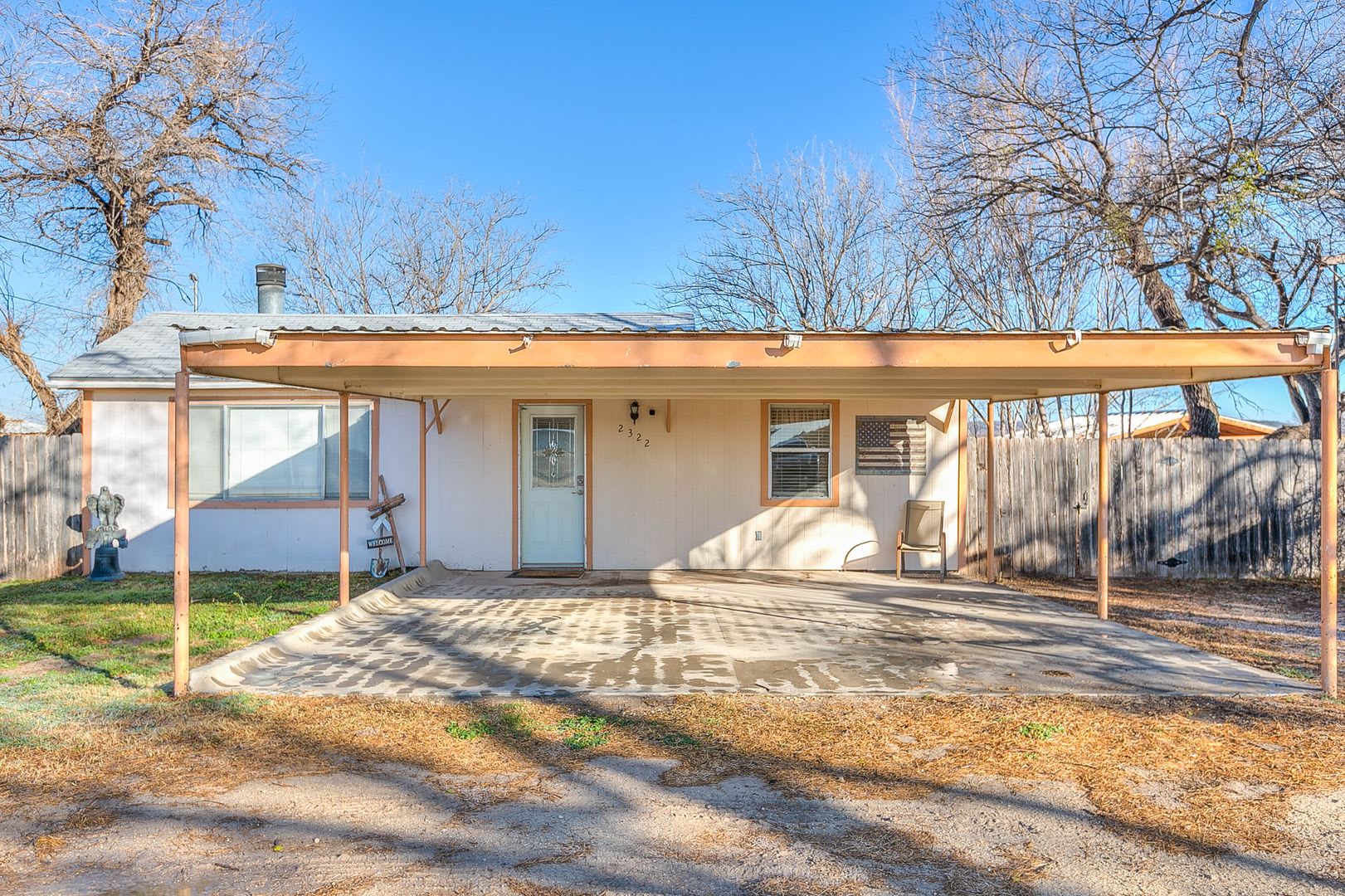 Available For Pre Lease December 2026 Lakefront Home Fully Furnished – photo 4