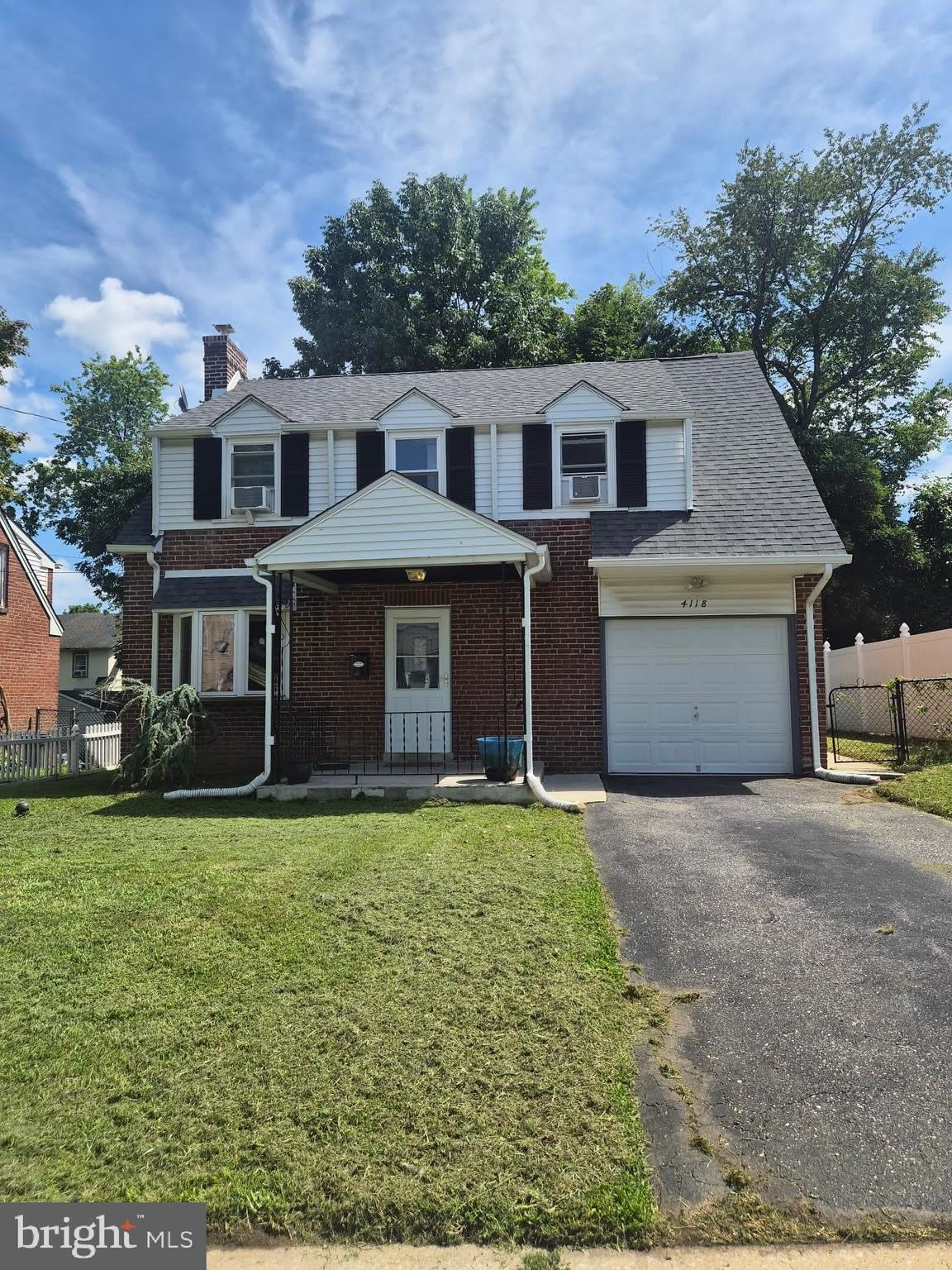 4118 BERRY Avenue – photo 1