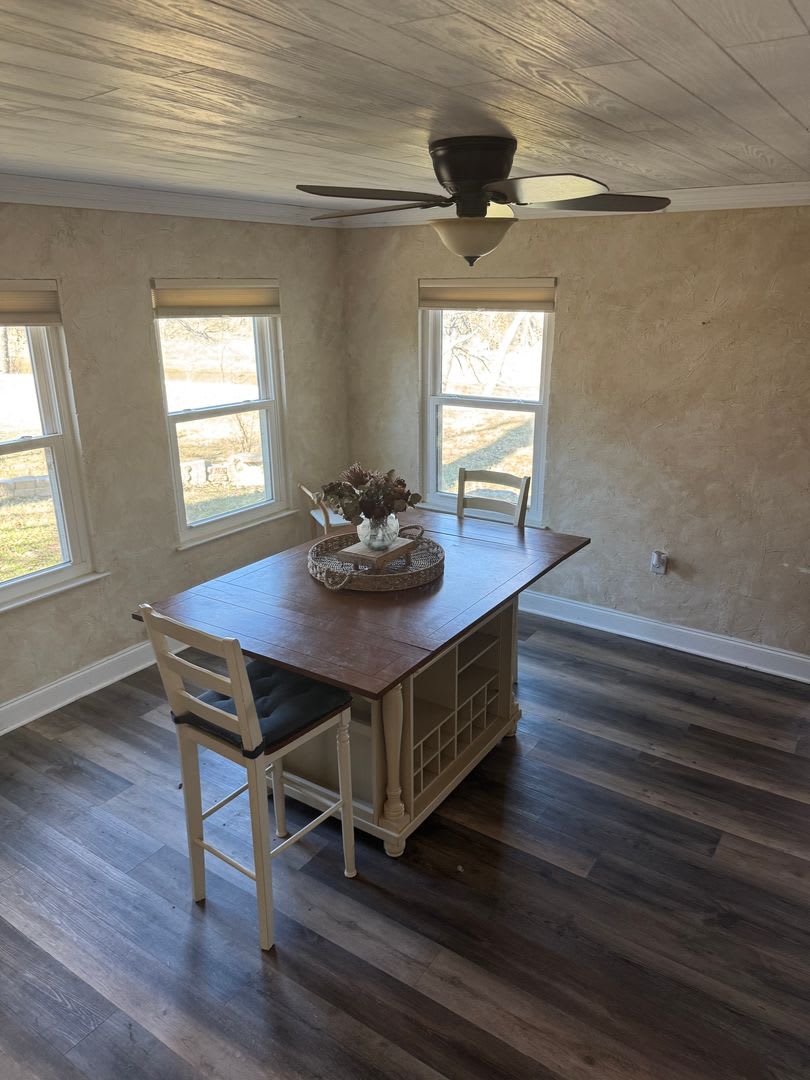 "Charming Home for Rent on the River in Scenic Clifton – Tranquil Living Awaits!" – photo 4