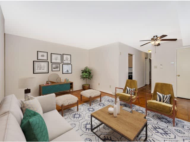 Azalea Apartments – photo 3
