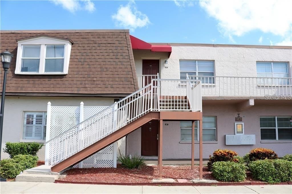 9101 W HILLSBOROUGH Avenue – photo 1