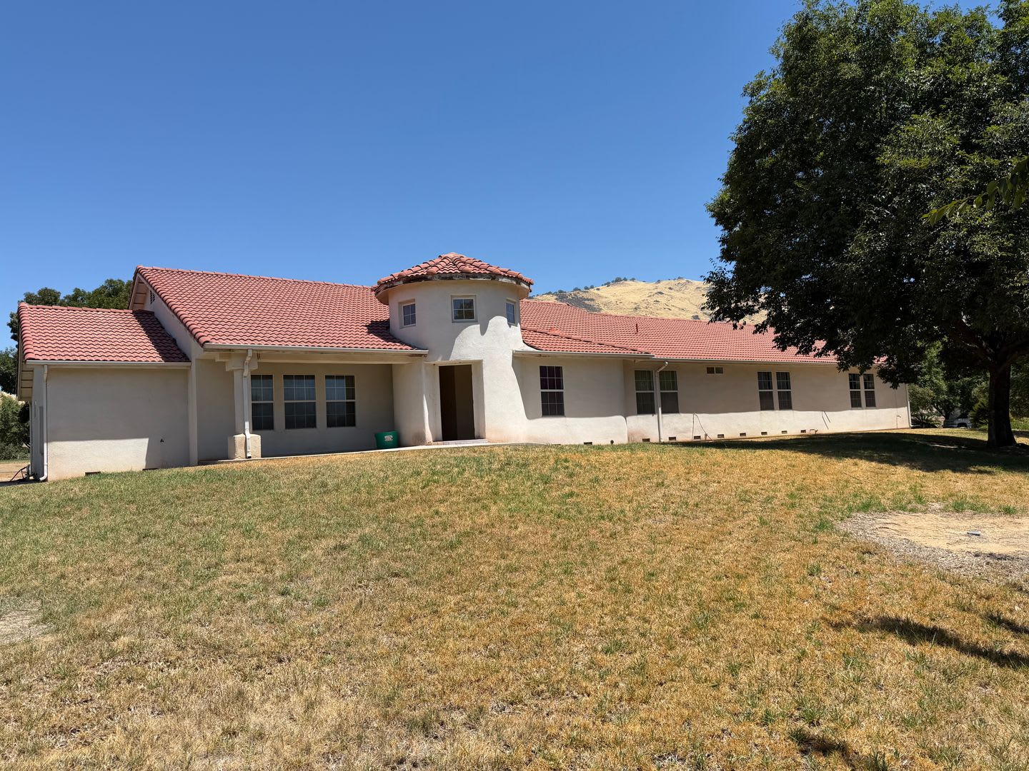 4 Bedroom 3 5 Bath On Acreage With Shop – photo 1