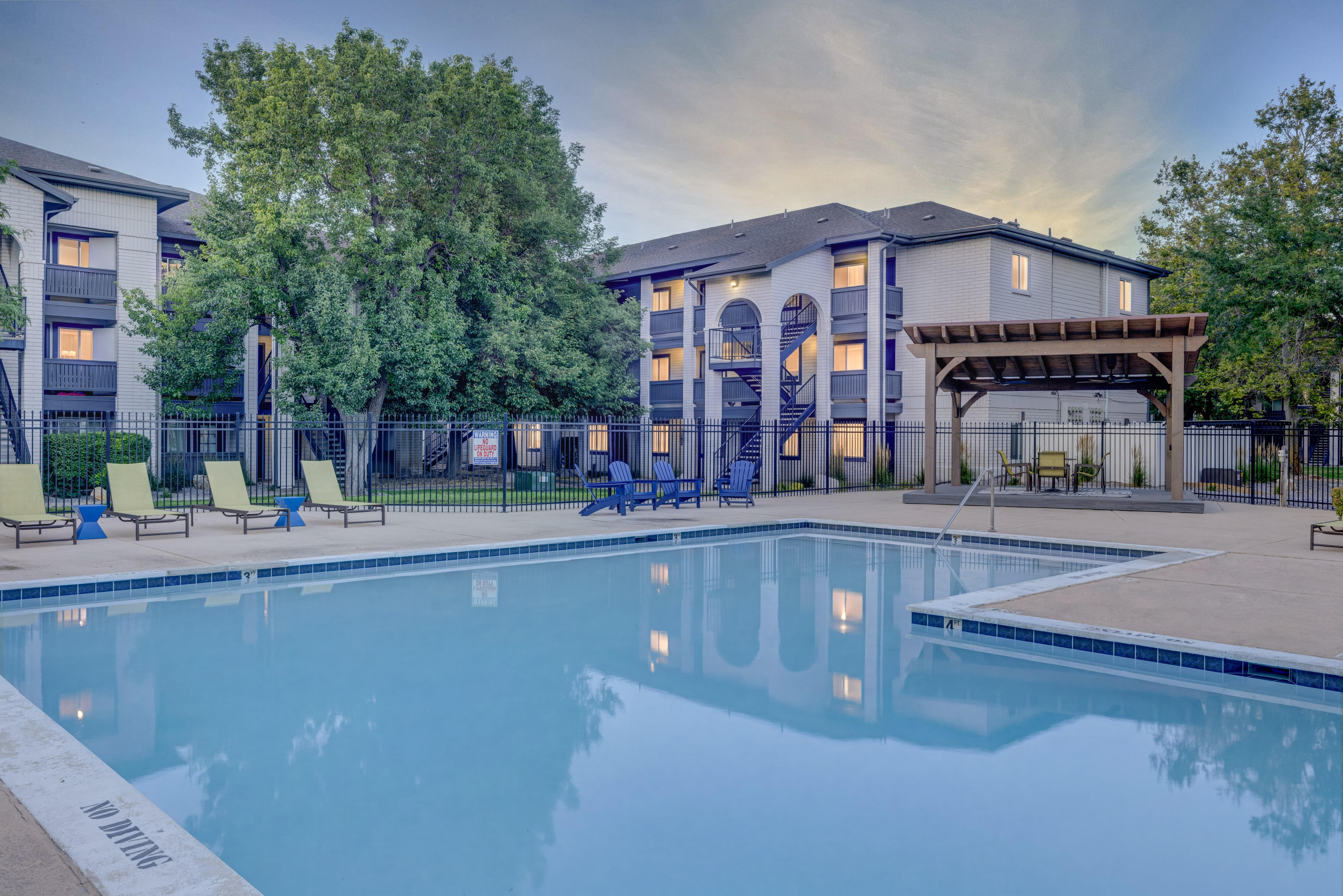 Ashford Apartments – photo 2