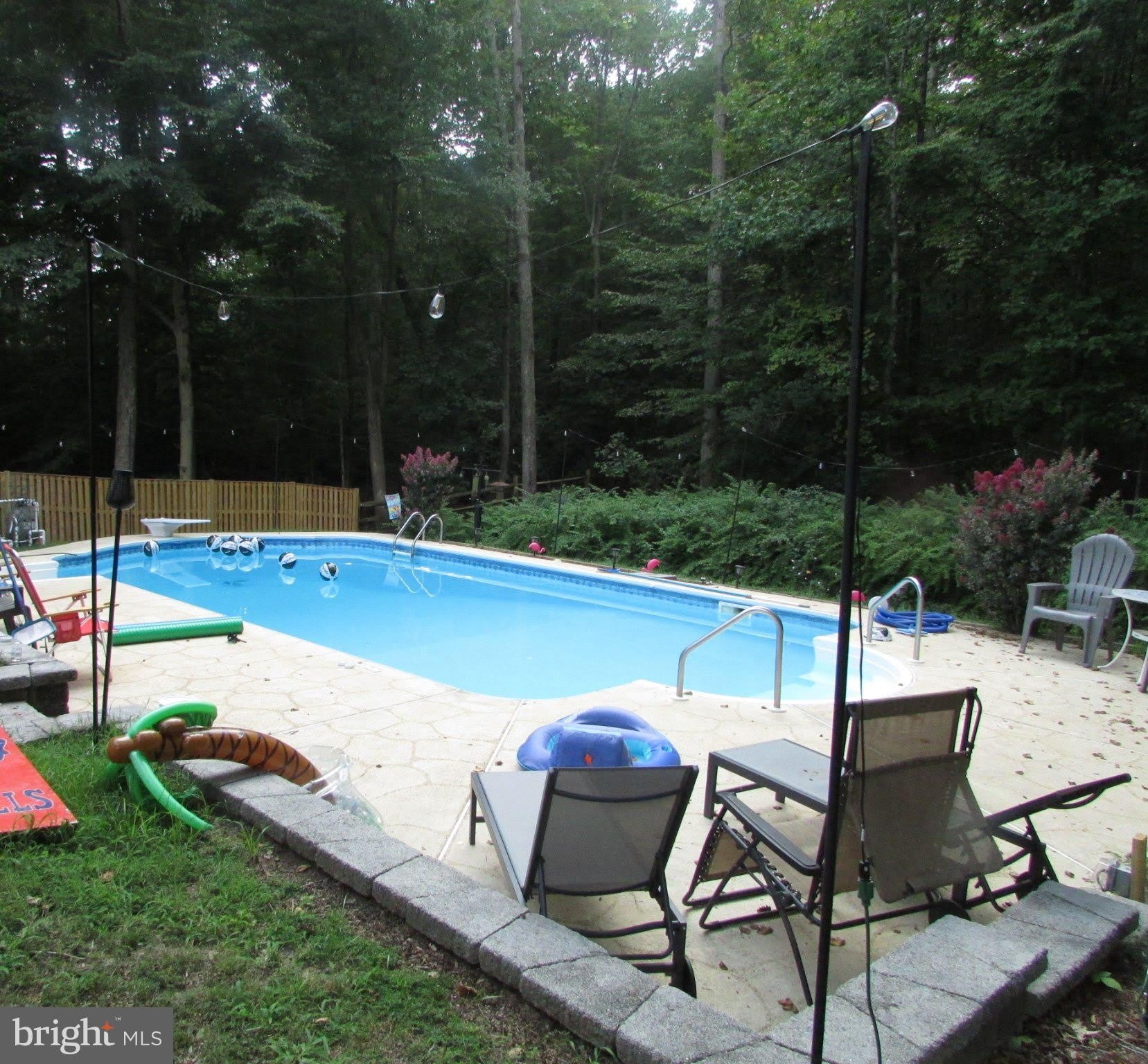 1009 WALES Drive – photo 5