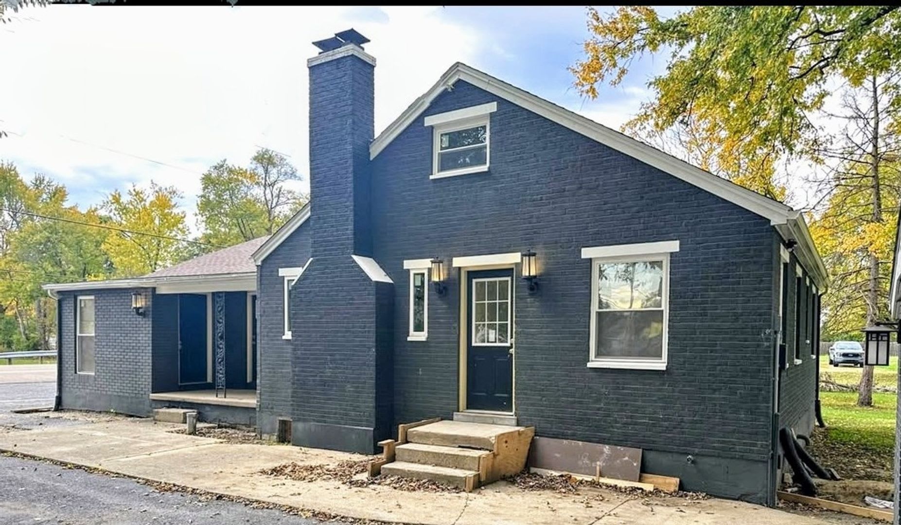 Spacious 6BR House in New Lebanon – photo 1