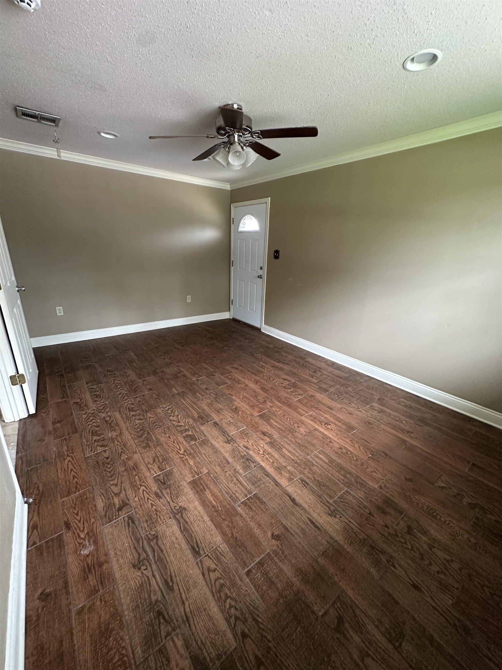5 Texas Ave – photo 4