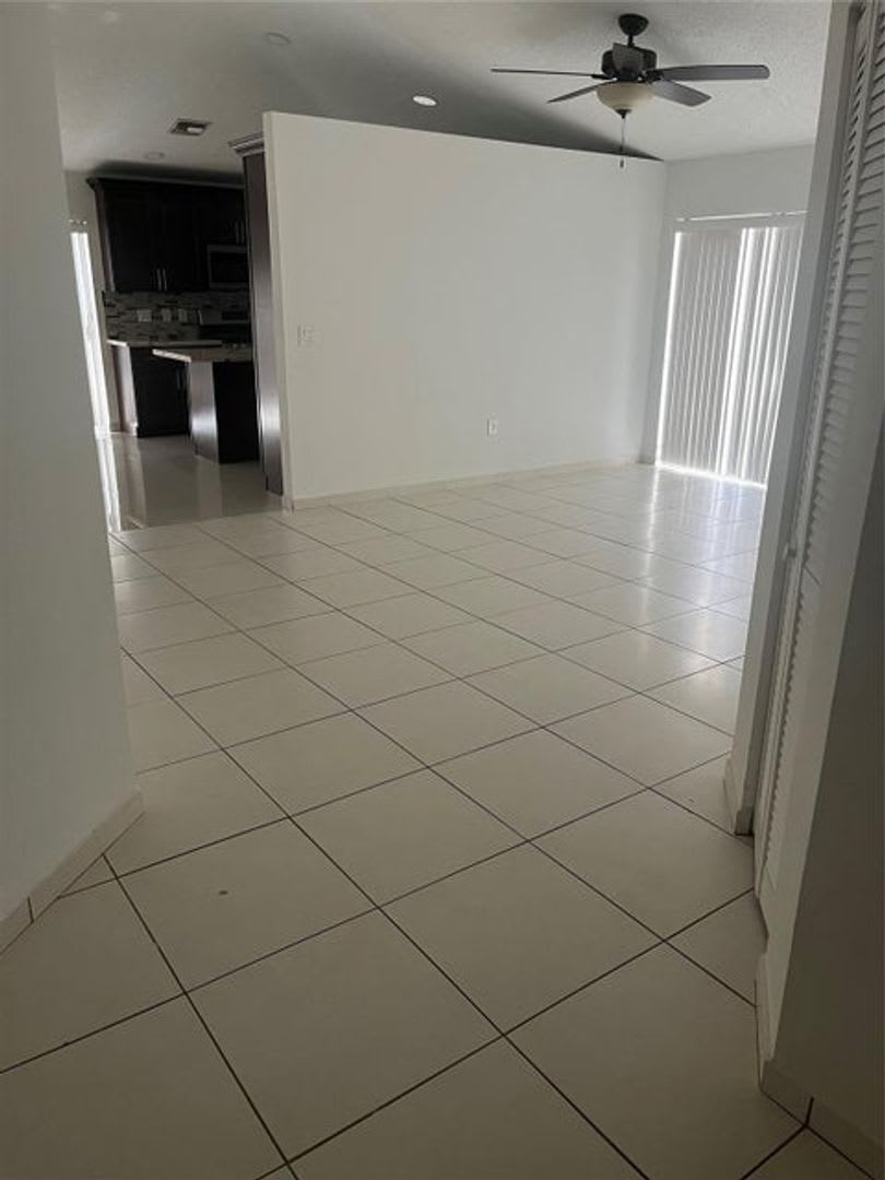 13412 Nw 5Th Place Plantation Fl 33325 6150 – photo 3