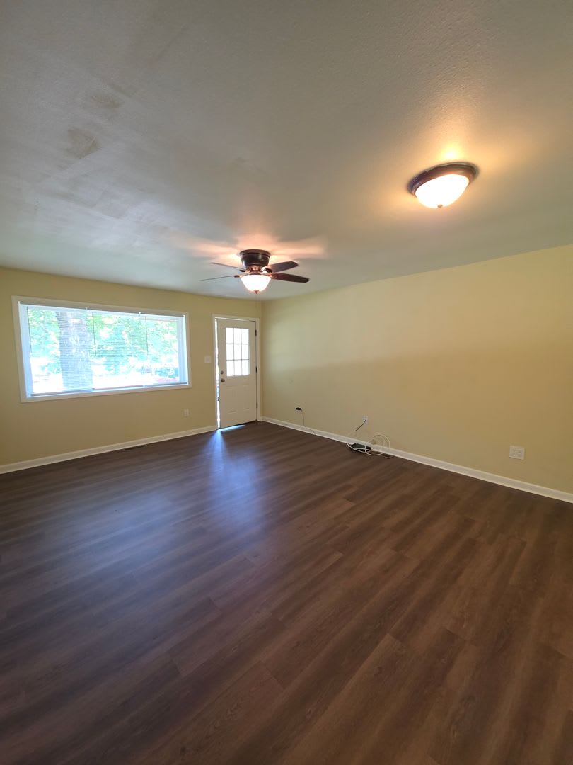 308 E Gum St – photo 3