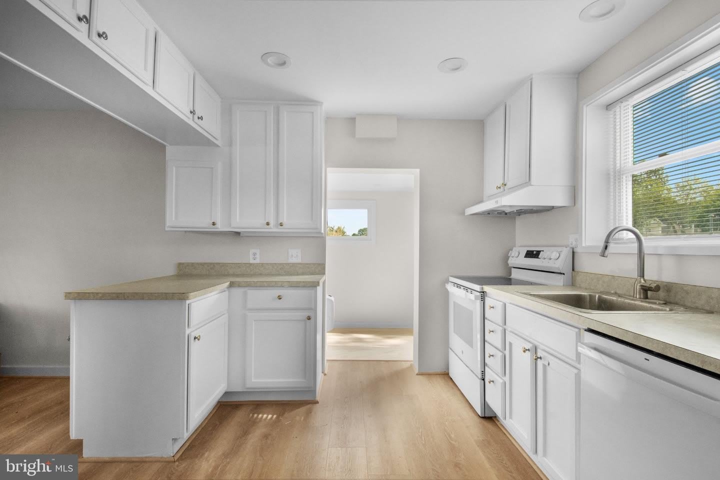 6064 DRUM POINT RD – photo 5