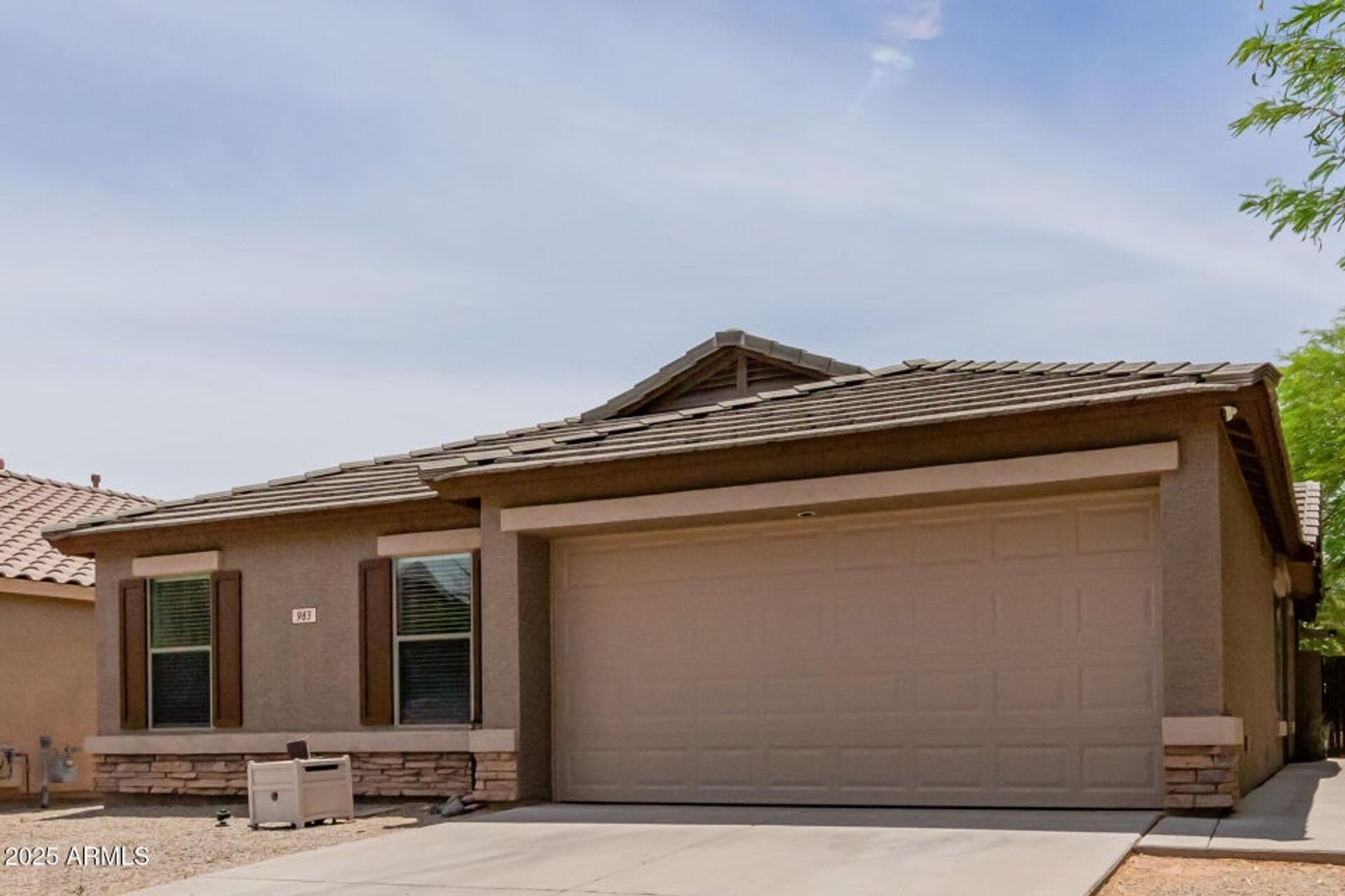 Welcome to your perfect 3 Bedroom plus a Den home with great community amenities!! – photo 3
