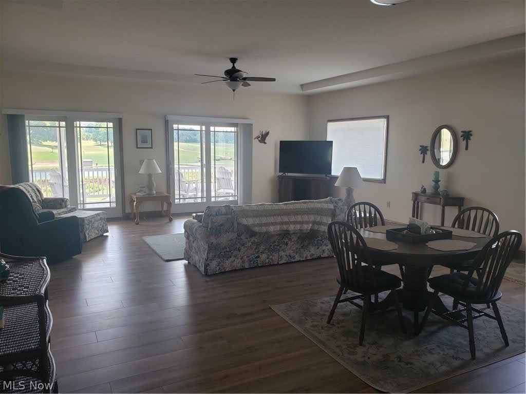 56269 Lakeview Drive – photo 4