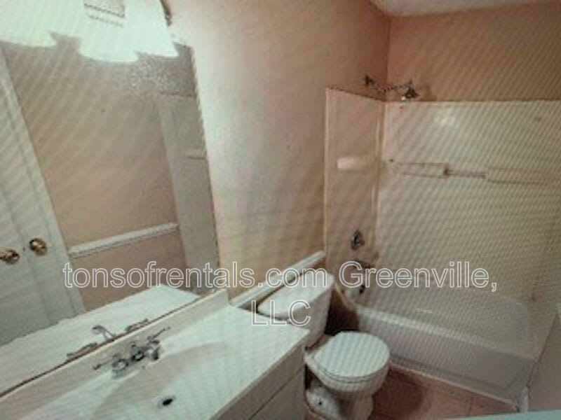 1501 Howard Drive – photo 4