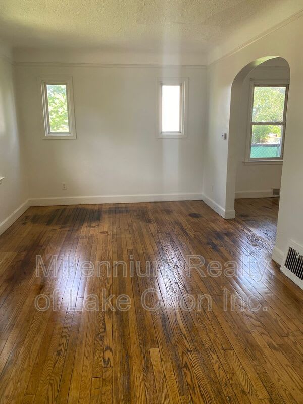 78 E Fairmount Ave – photo 2