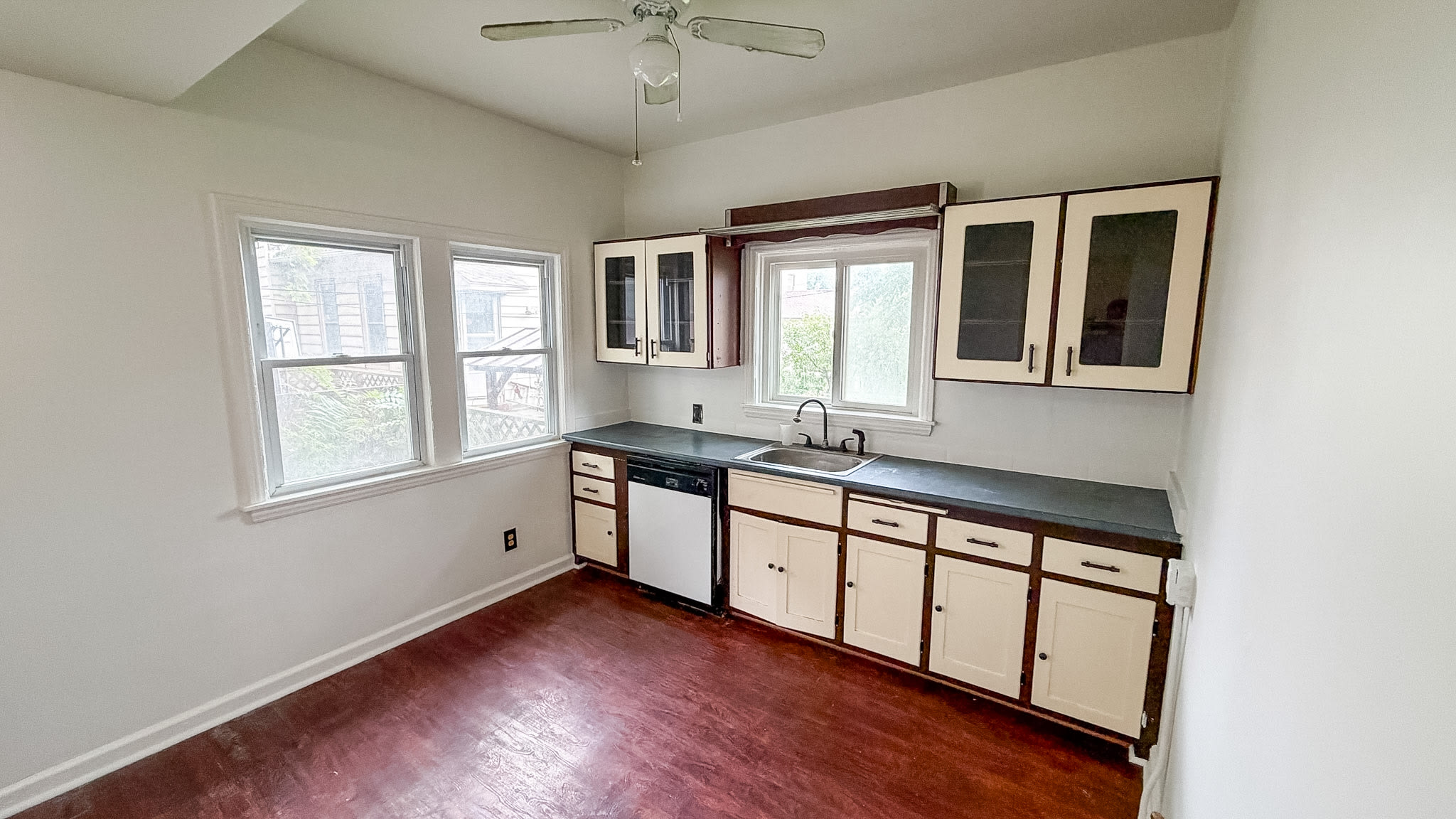 413 West Mineral Street – photo 5