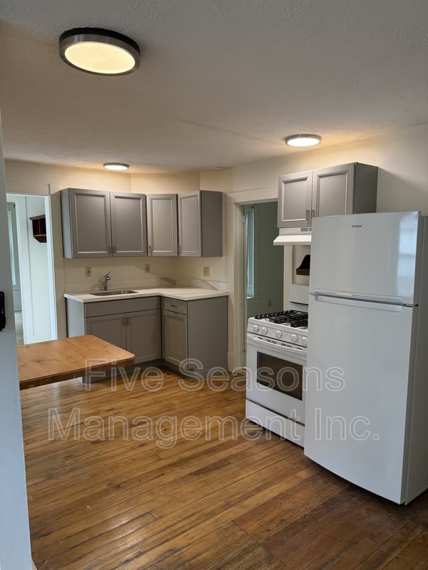 18-20 Hayward Street – photo 4