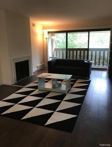 2126 Pauline Boulevard – photo 2