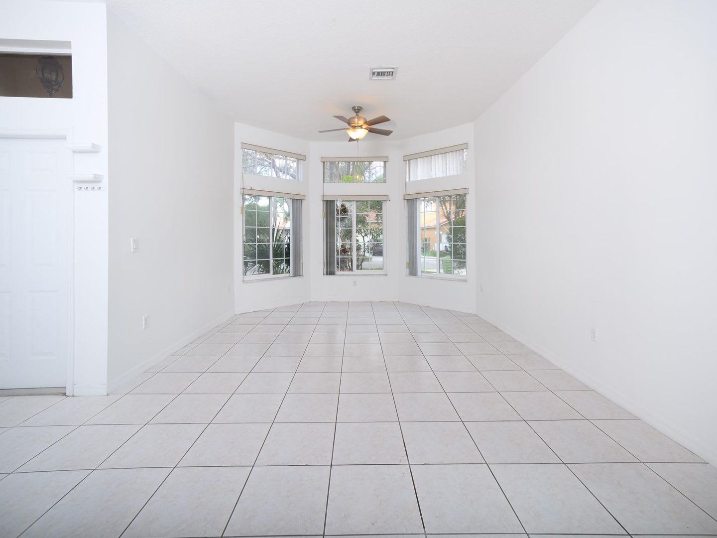 14186 Sw 32Nd Street Miramar Fl 33027 – photo 4
