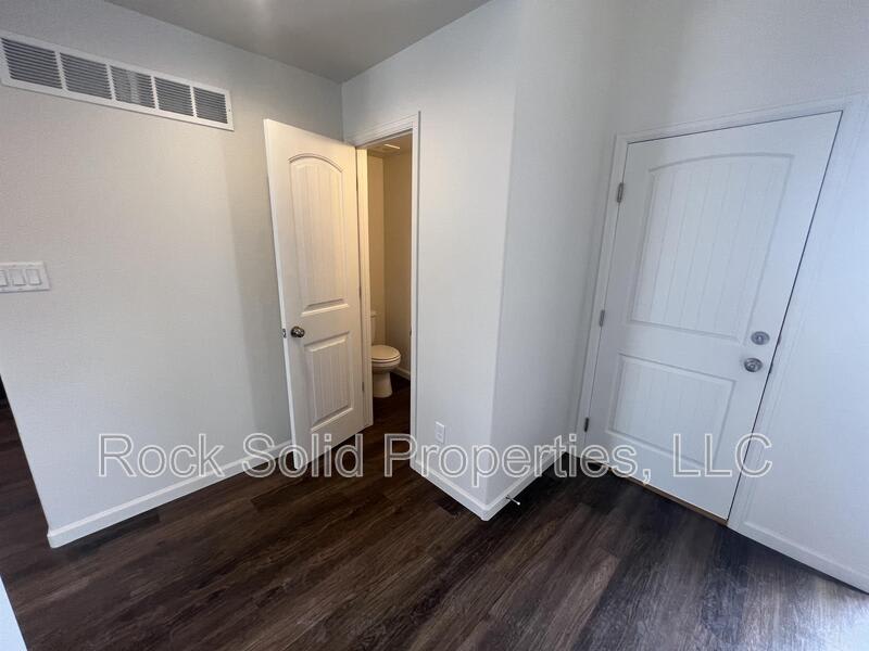 1512 Danny Place – photo 4