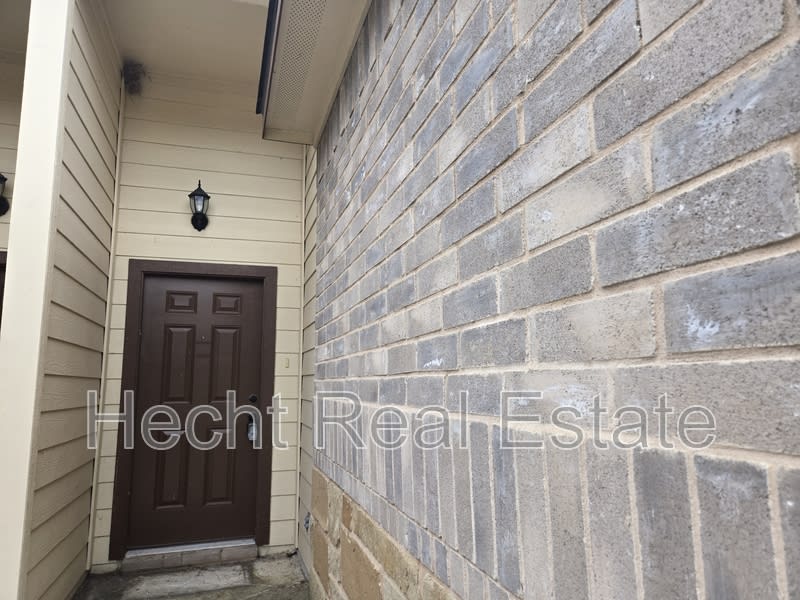 217 Kaspar Way 1 – photo 3