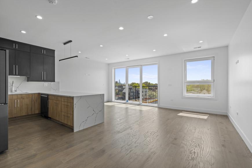 3008 West Belmont Ave. – photo 3