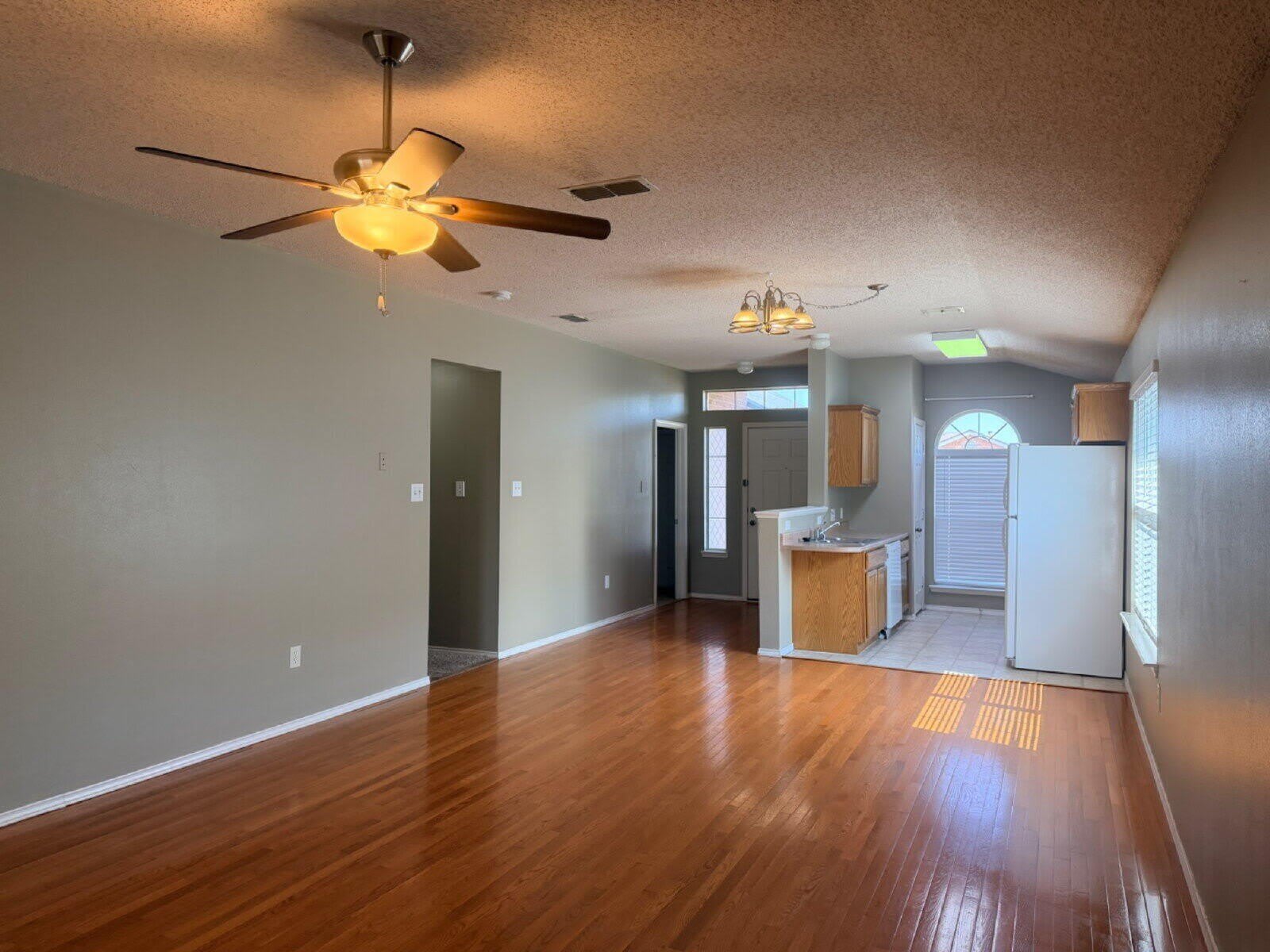 6535 87th Street – photo 2