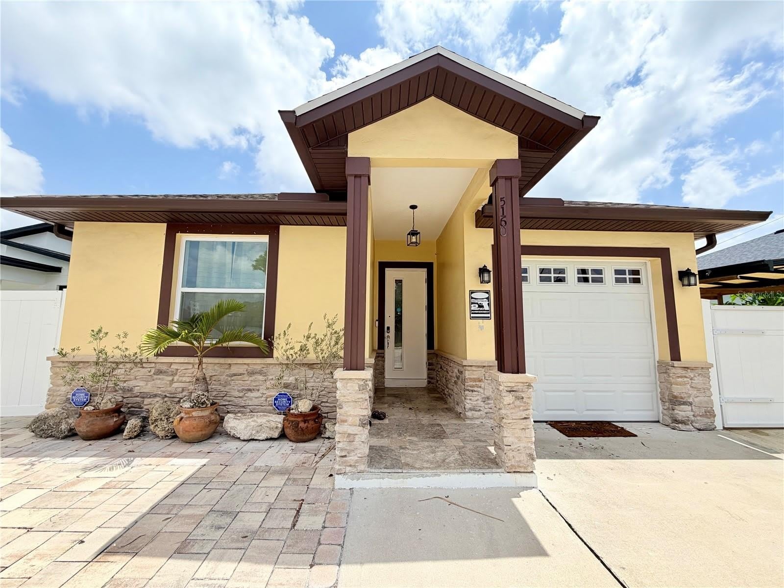 5160 70TH Avenue N – photo 1