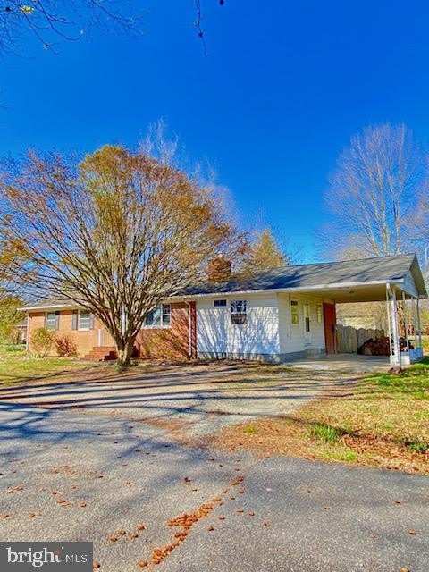 6226 Townsend Drive – photo 2