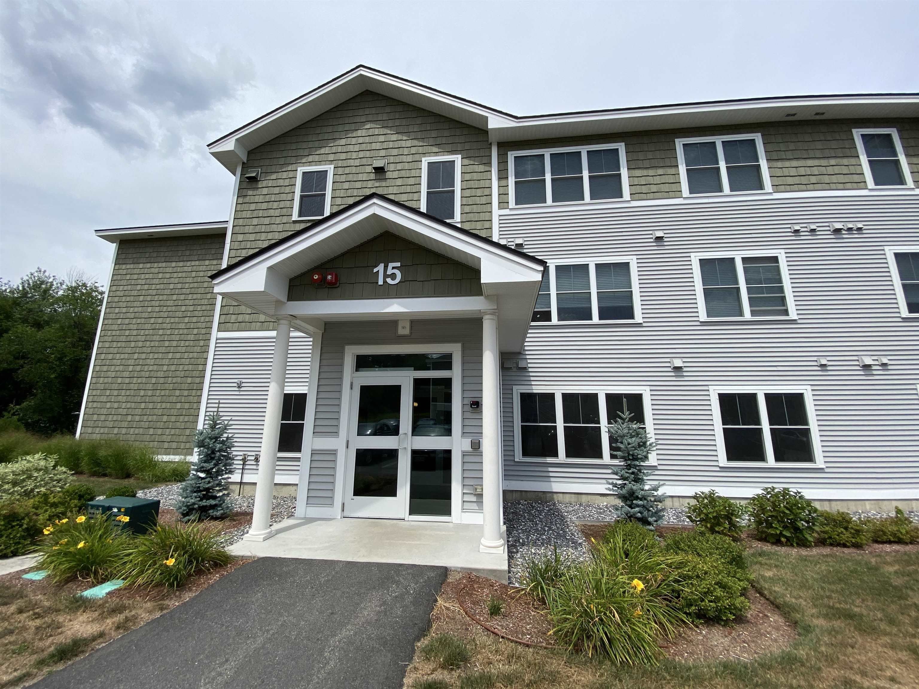 15 East Ridge Drive – photo 2
