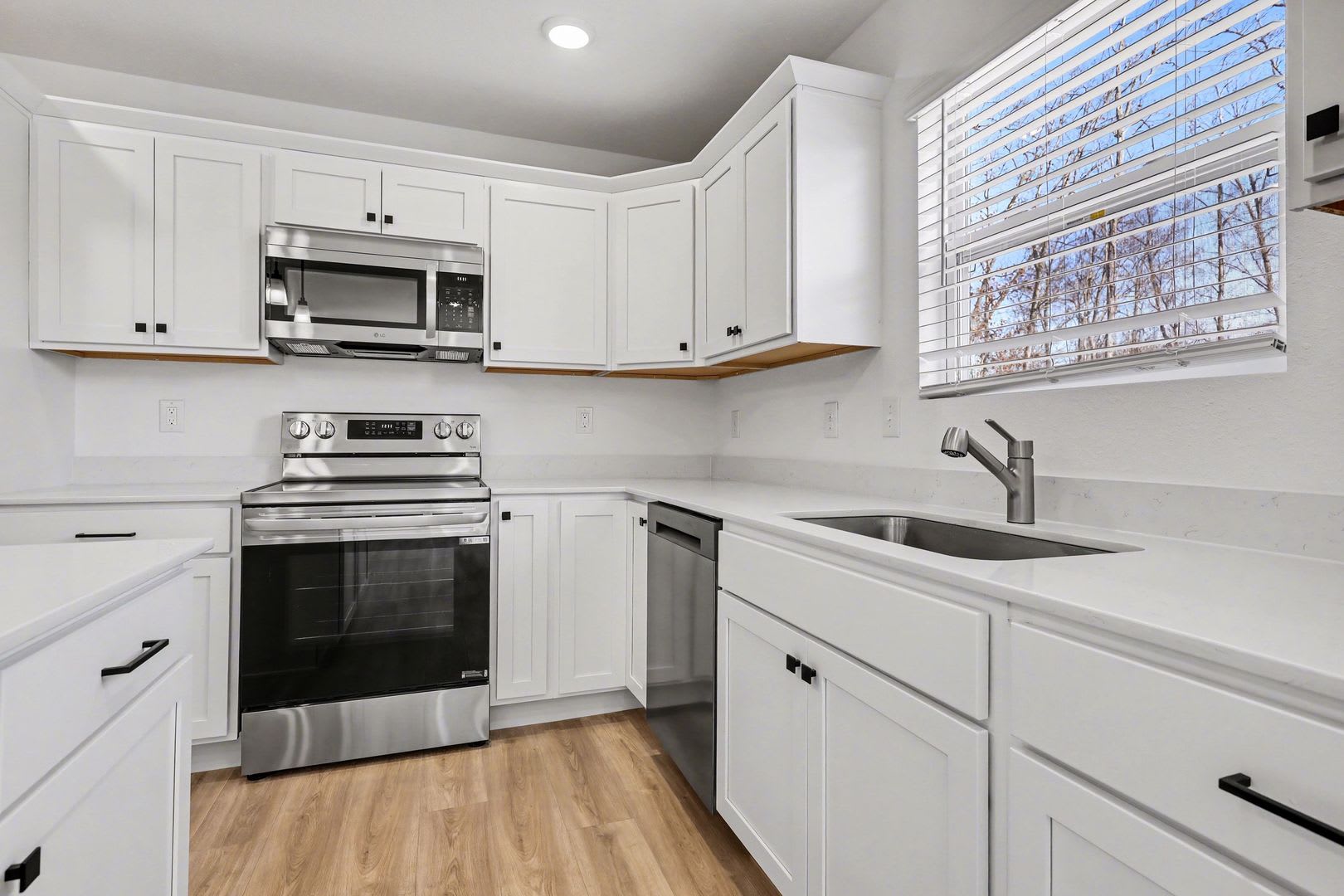 New Construction Workforce Housing Move In Special Get October Free Move In By September 30Th To Receive Free Rent For October Take Advantage Of This Limited Time Offer – photo 5
