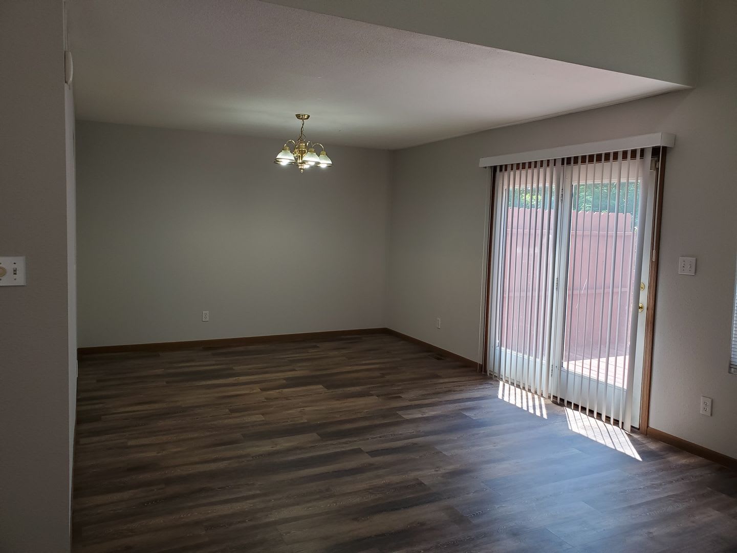Beautiful 3BR, 3.5BTH home near Lake Sherwood. Washburn Rural Schools. – photo 5