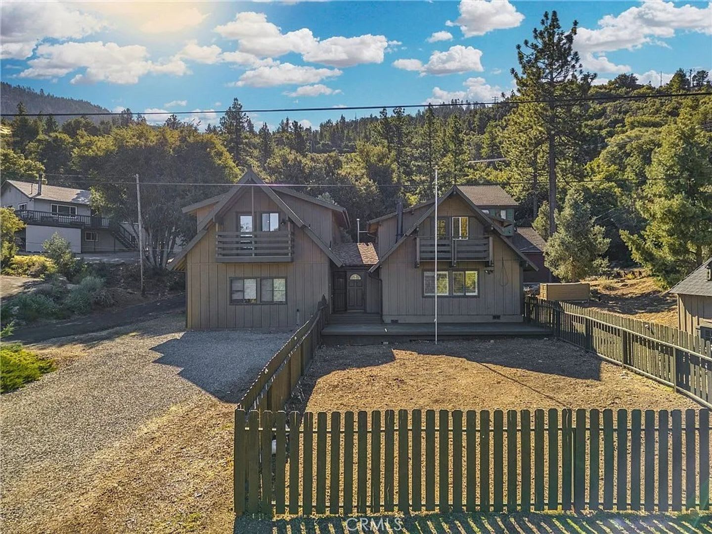 Charming 4BR Home with Mountain Views – photo 4