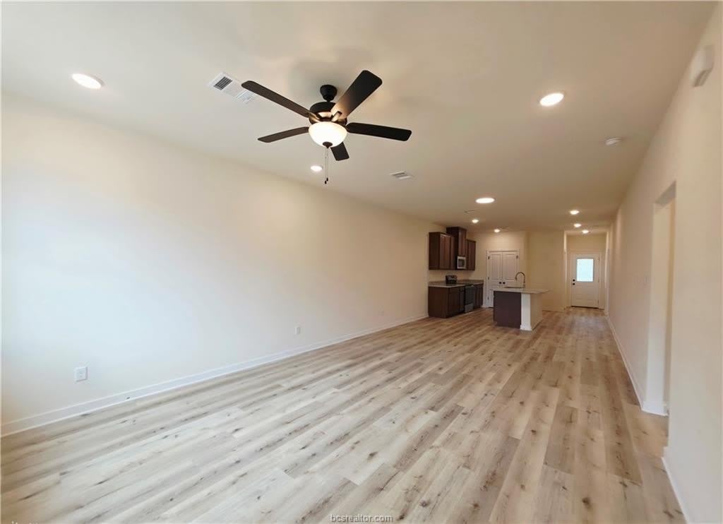 142 E Martin Luther King Drive – photo 3