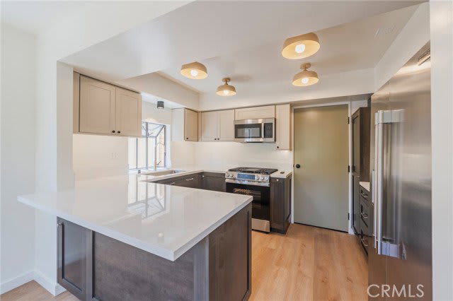 18326 Mansel Avenue – photo 4
